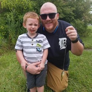 Meet your Posher, Derrick